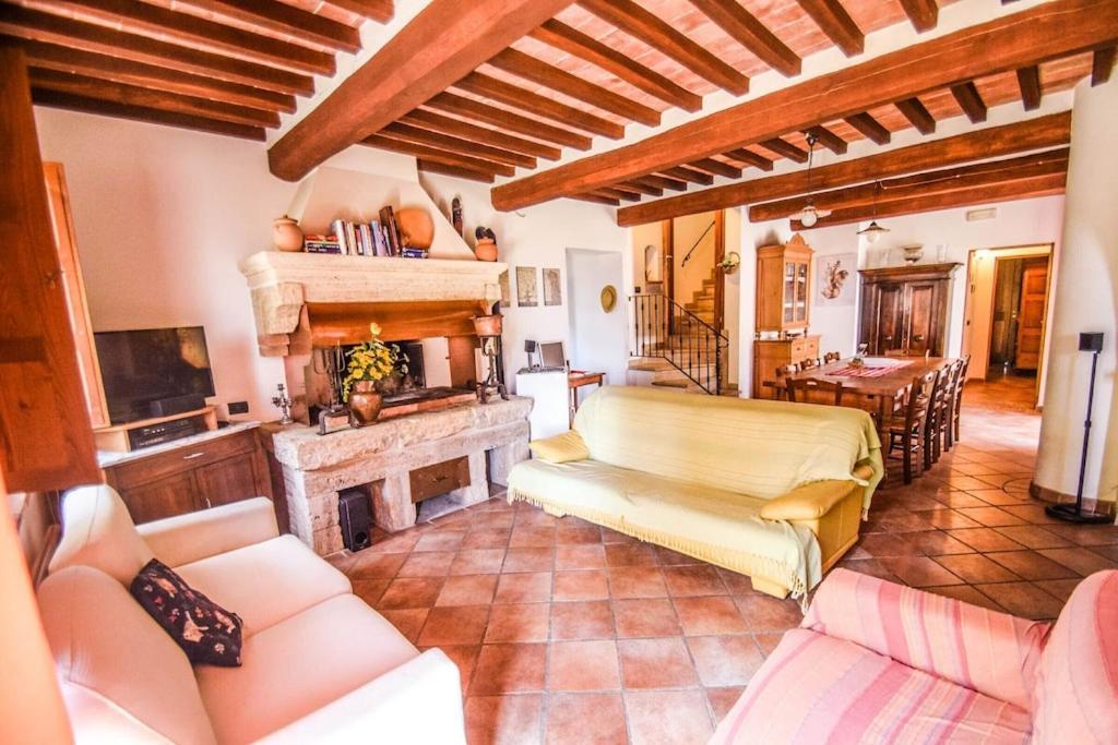 Agriturismo Podere Biancospino Piscina Privata Chianciano Terme Exteriér fotografie